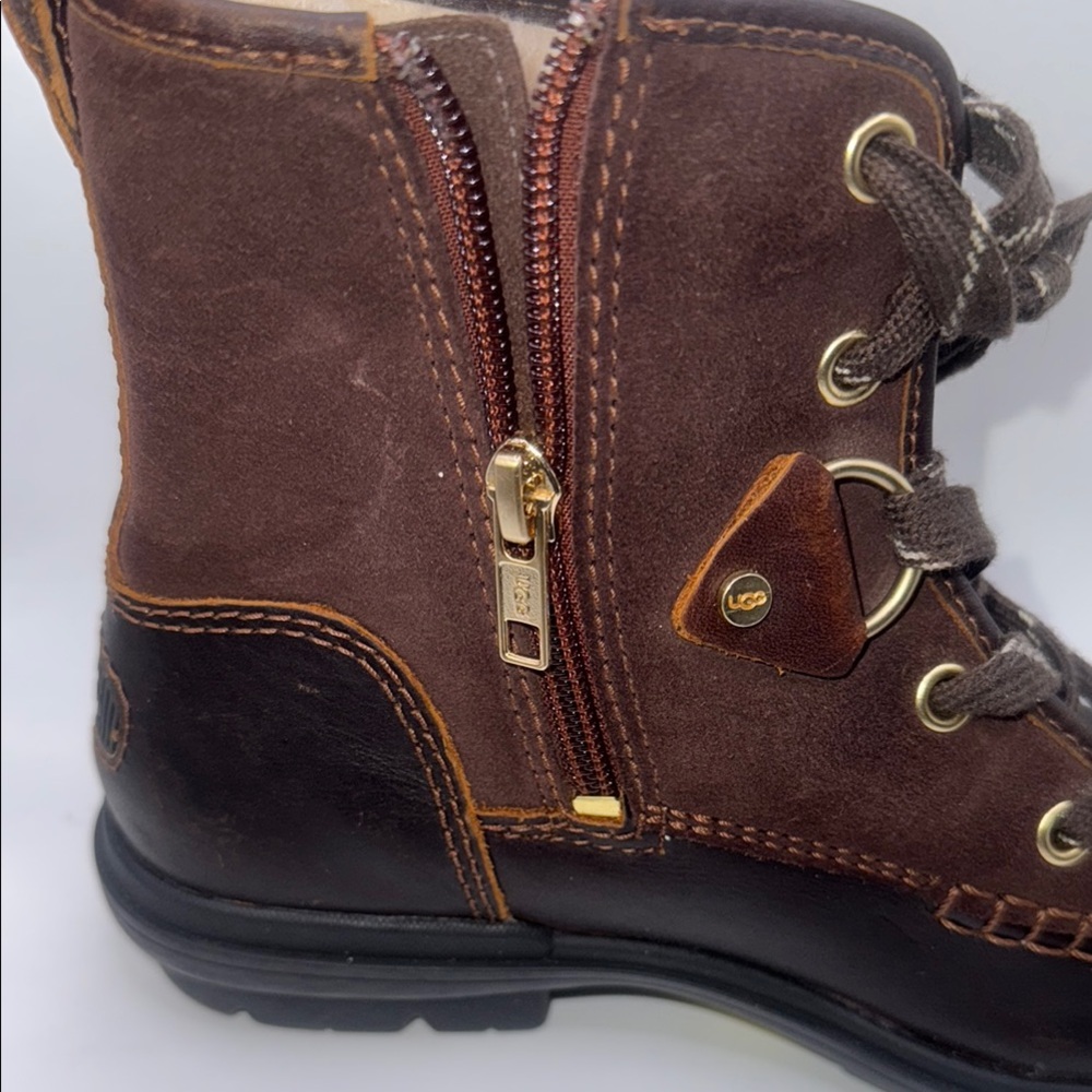 UGG Kids Brown Boots Pre Owned In Good Condition - Picture 4 of 9